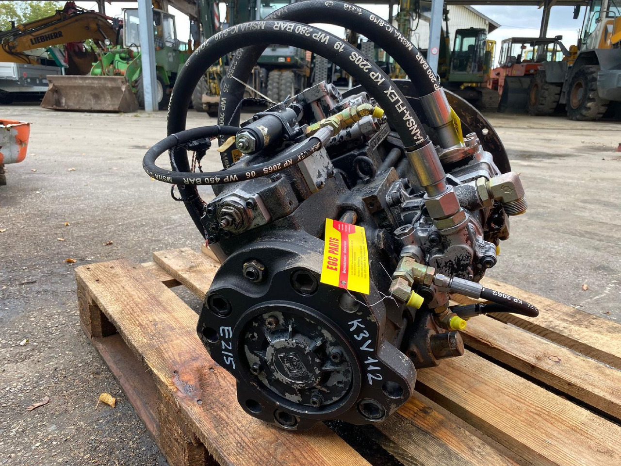 Kawasaki K3V112 aus Fiat Kobelco E 215 - Hydraulic pump for Construction machinery: picture 3 Kawasaki K3V112 aus Fiat Kobelco E 215 - Hydraulic pump for Construction machinery: picture 3