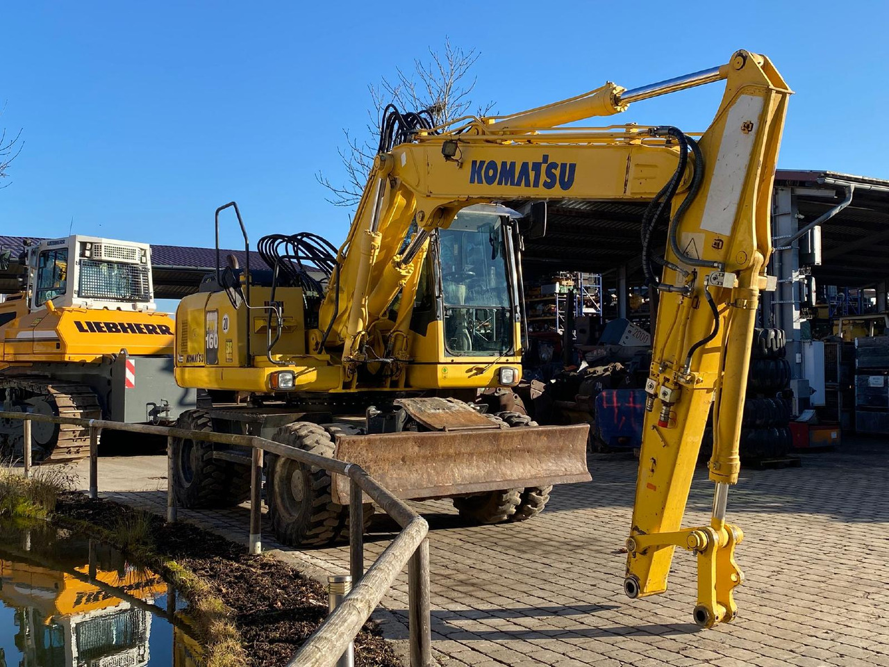 Komatsu PW 160-7E - Wheel excavator: picture 4 Komatsu PW 160-7E - Wheel excavator: picture 4