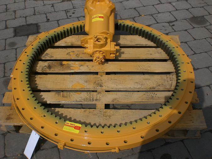 Liebherr 900 litronic - Slewing ring for Construction machinery: picture 1 Liebherr 900 litronic - Slewing ring for Construction machinery: picture 1