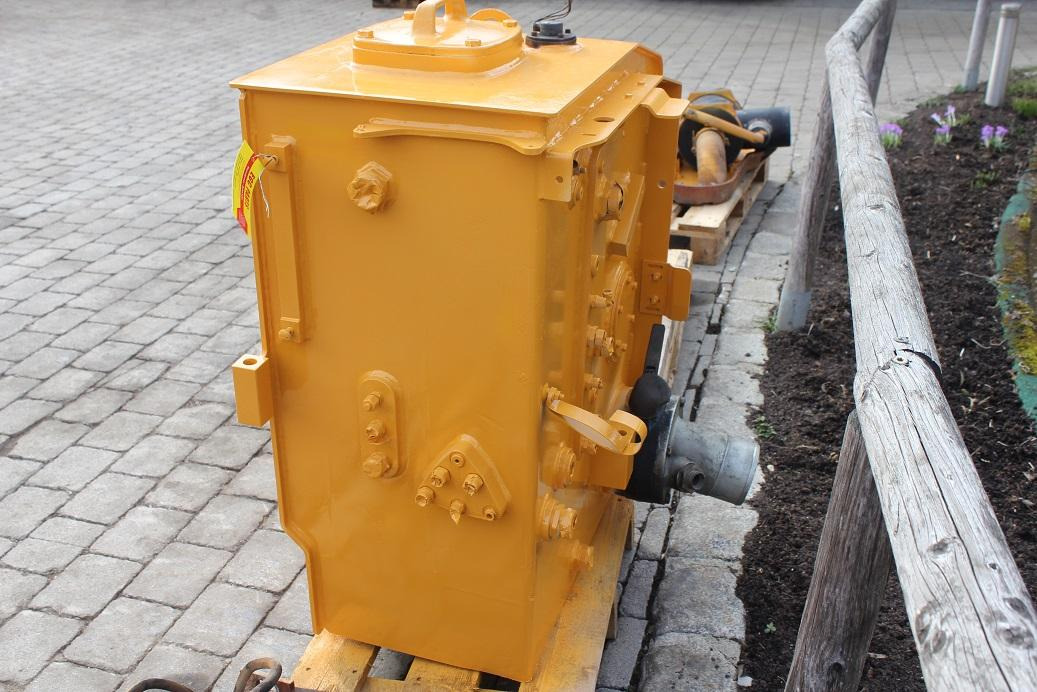 Liebherr A 904 C LIT - Fuel tank for Construction machinery: picture 5 Liebherr A 904 C LIT - Fuel tank for Construction machinery: picture 5