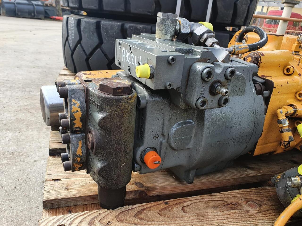 Liebherr FMV 140 - Hydraulic motor for Construction machinery: picture 1 Liebherr FMV 140 - Hydraulic motor for Construction machinery: picture 1