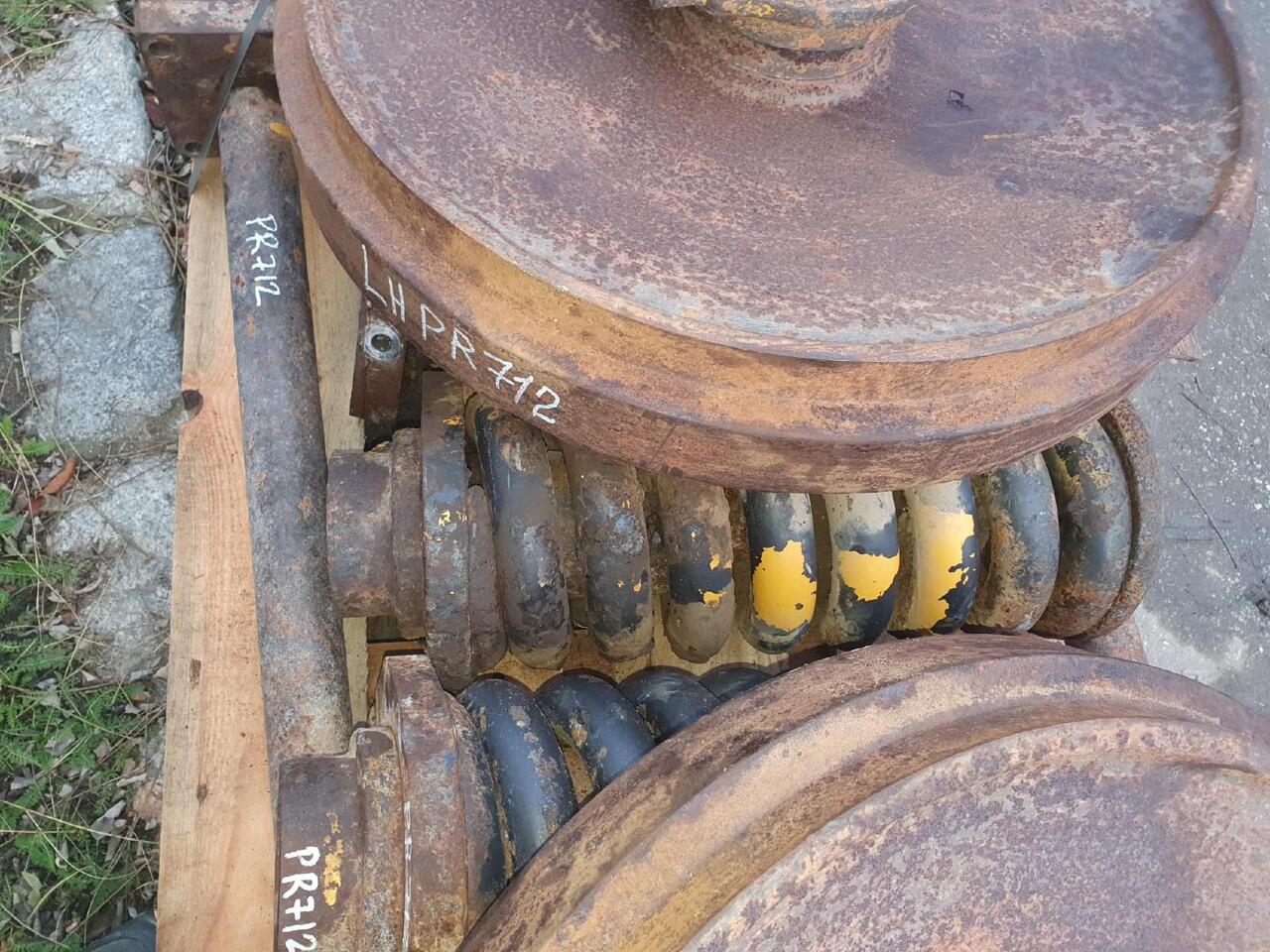 Liebherr PR 712 - Undercarriage parts for Construction machinery: picture 5 Liebherr PR 712 - Undercarriage parts for Construction machinery: picture 5