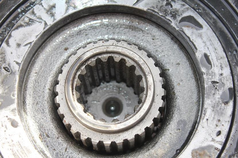 Liebherr R 914, FAT 350 - Final drive for Construction machinery: picture 3 Liebherr R 914, FAT 350 - Final drive for Construction machinery: picture 3