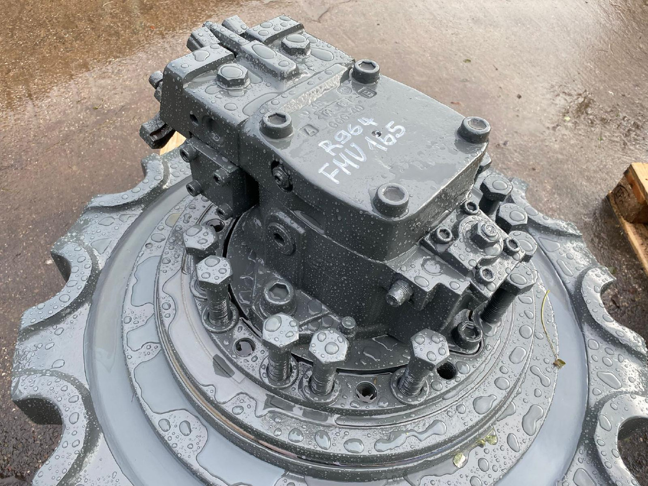 Liebherr R 964 B LIT - Final drive for Construction machinery: picture 3 Liebherr R 964 B LIT - Final drive for Construction machinery: picture 3