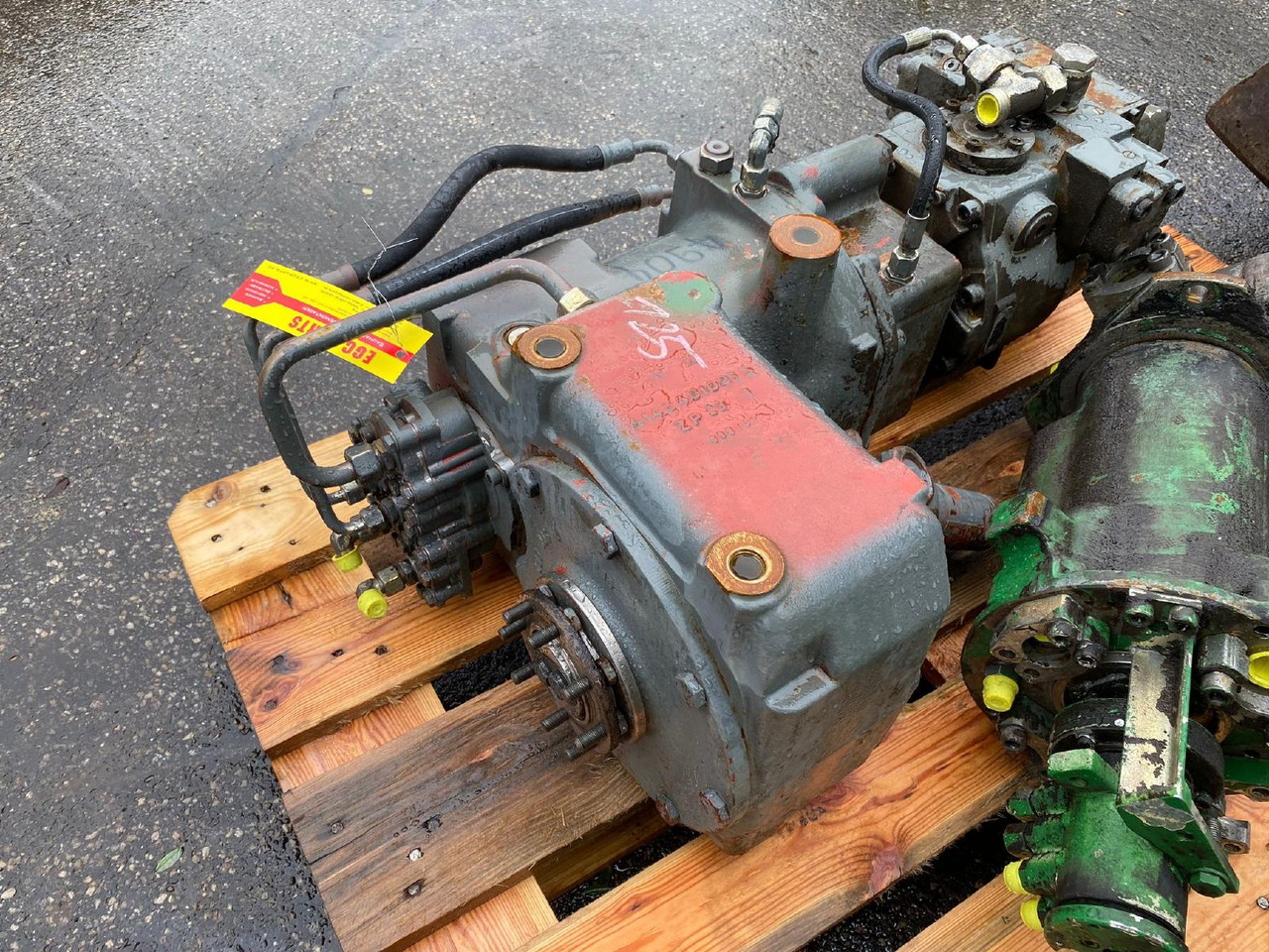 Liebherr ZF 2HL 100, LMV 100 aus LH A904 LIT - Transmission for Construction machinery: picture 2 Liebherr ZF 2HL 100, LMV 100 aus LH A904 LIT - Transmission for Construction machinery: picture 2