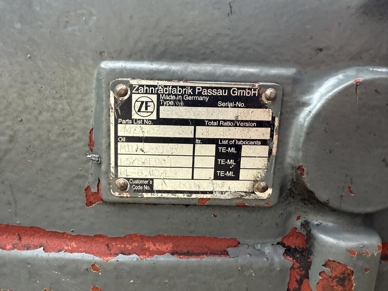 Liebherr ZF AP L B 765 aus LH 904 LIT - Axle and parts for Construction machinery: picture 3 Liebherr ZF AP L B 765 aus LH 904 LIT - Axle and parts for Construction machinery: picture 3