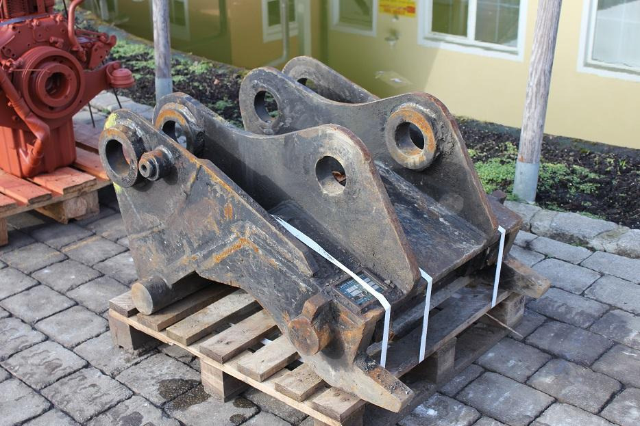 O&K-CNH RH 12 - Quick coupler for Construction machinery: picture 1 O&K-CNH RH 12 - Quick coupler for Construction machinery: picture 1