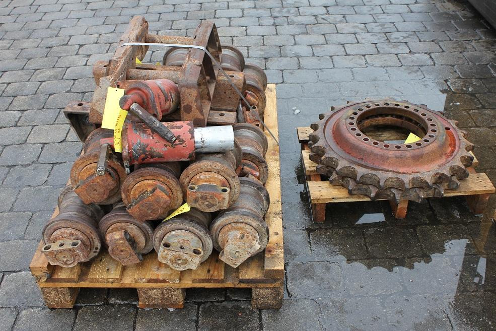 O&K RH 6 LC - Track roller for Construction machinery: picture 1 O&K RH 6 LC - Track roller for Construction machinery: picture 1
