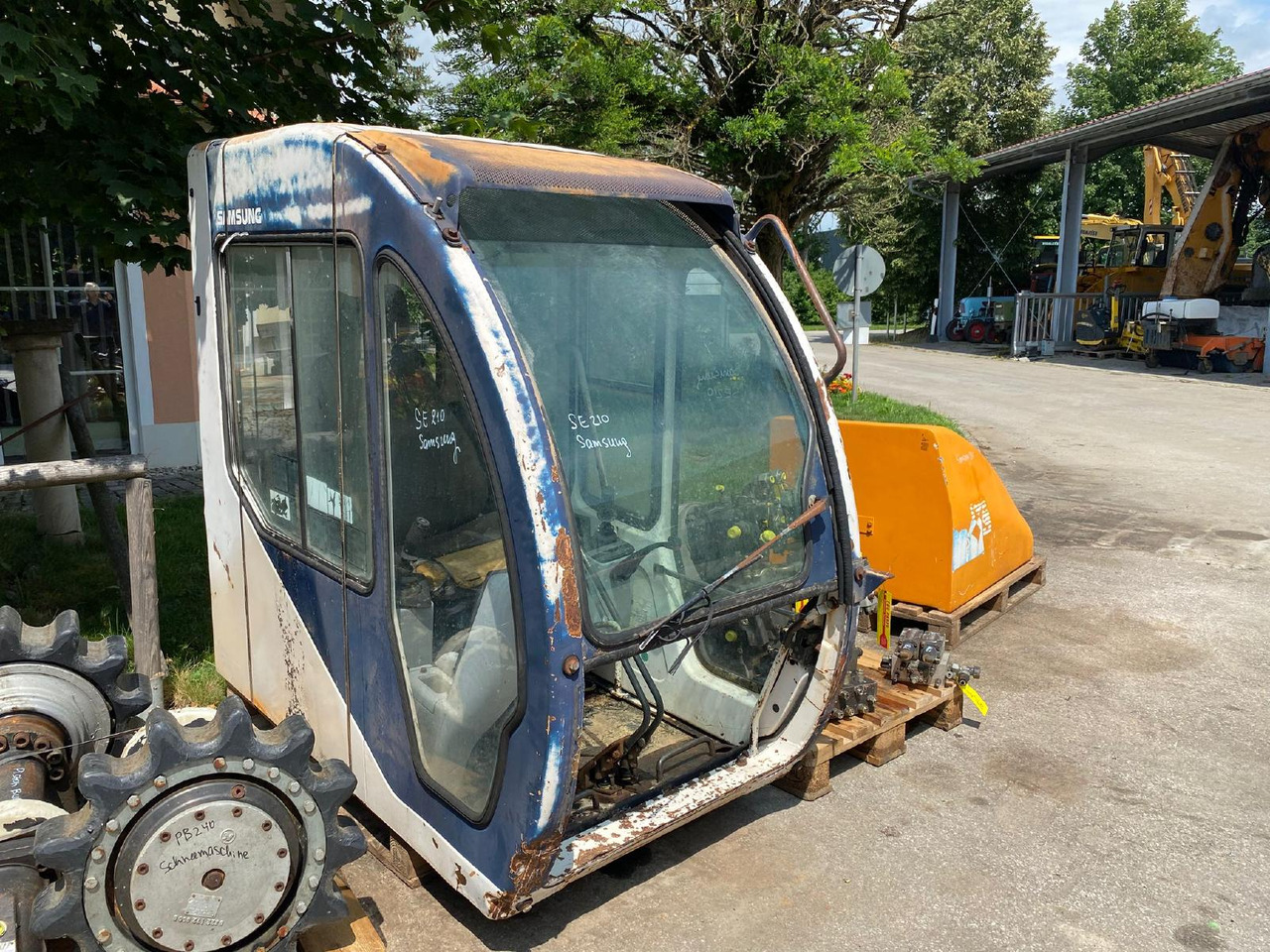 Samsung SE 210 - Cab for Construction machinery: picture 4 Samsung SE 210 - Cab for Construction machinery: picture 4