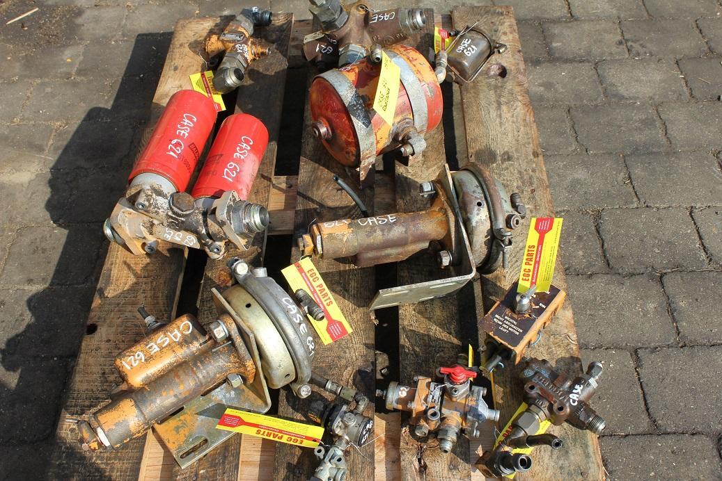Case 621 - Spare parts for Wheel loader: picture 1 Case 621 - Spare parts for Wheel loader: picture 1
