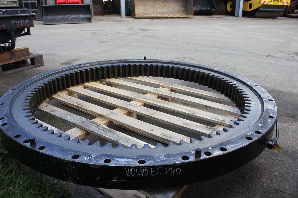 Slewing ring for Construction machinery Volvo EC 240 B NLC: picture 7