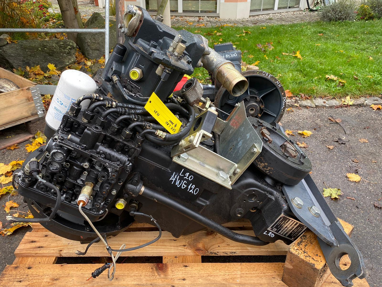 ZF 4 WG 120 aus O&K L 20 - Gearbox for Construction machinery: picture 1 ZF 4 WG 120 aus O&K L 20 - Gearbox for Construction machinery: picture 1