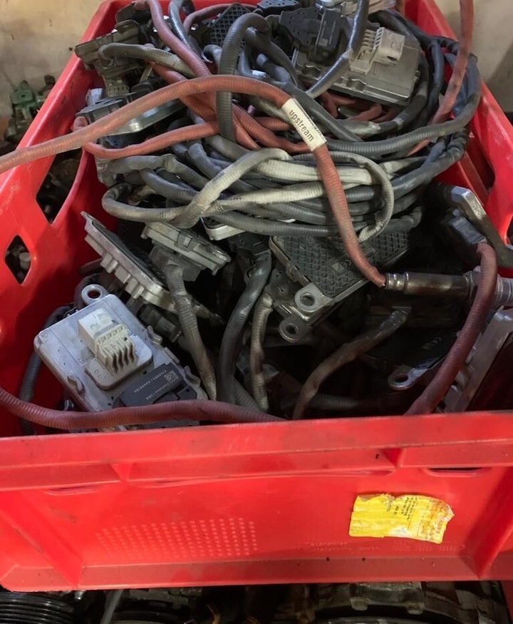 Cummins DAF euro 6 / euro 5 do regeneracji 5WK96751C DAF 4326862 Czujnik NOX, SONDA PRZED KATALIZATOREM Oryginał truck - Muffler/ Exhaust system for Truck: picture 5 Cummins DAF euro 6 / euro 5 do regeneracji 5WK96751C DAF 4326862 Czujnik NOX, SONDA PRZED KATALIZATOREM Oryginał truck - Muffler/ Exhaust system for Truck: picture 5