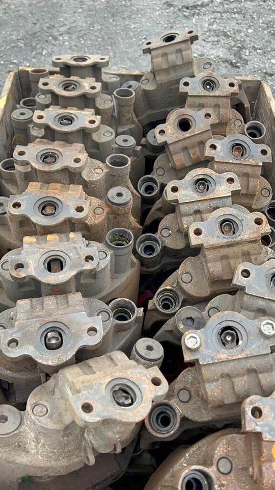 Mercedes-Benz SL7 12* 0* Mercedes Actros A9604200601 / K082433 Mercedes-Benz - Brake caliper for Truck: picture 1 Mercedes-Benz SL7 12* 0* Mercedes Actros A9604200601 / K082433 Mercedes-Benz - Brake caliper for Truck: picture 1