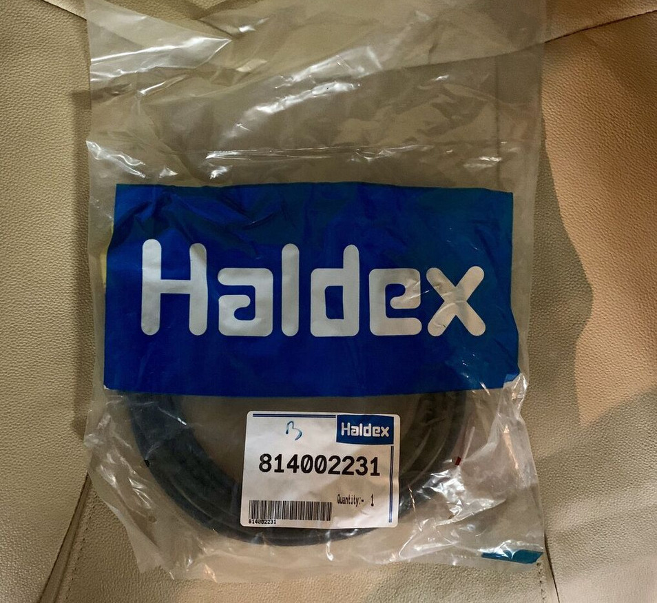 New Sensor for Truck WABCO ABS Mercedes DAF hurt części TIR TRUCK 4410323410   Mercedes-Benz ACTROS 4410323410 truck: picture 19