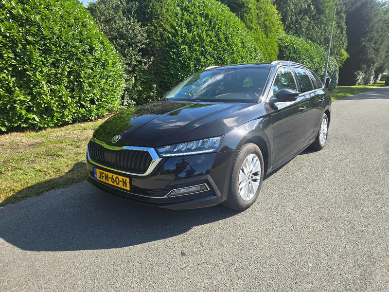 Škoda Octavia Combi 1.0 Benzine - Car: picture 1 Škoda Octavia Combi 1.0 Benzine - Car: picture 1