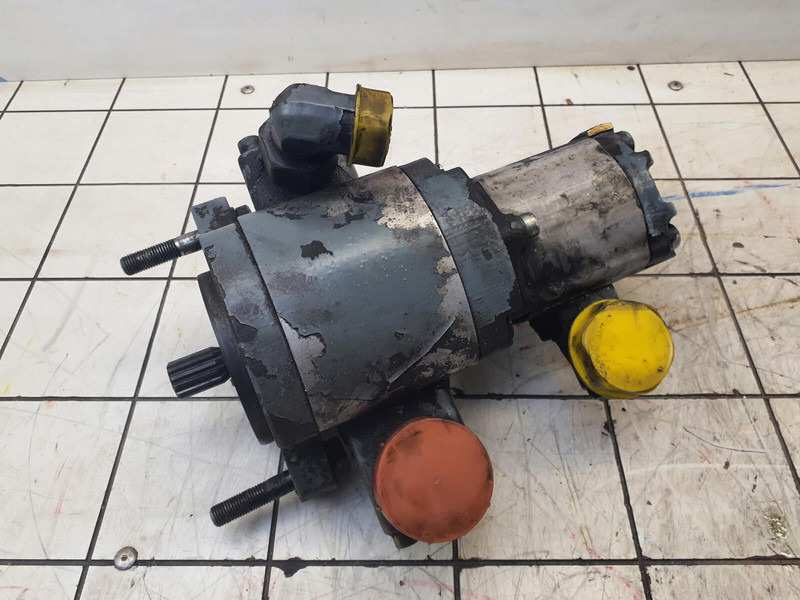 Bosch LTM 1060 dual gear pump - Hydraulic pump for Crane: picture 1 Bosch LTM 1060 dual gear pump - Hydraulic pump for Crane: picture 1