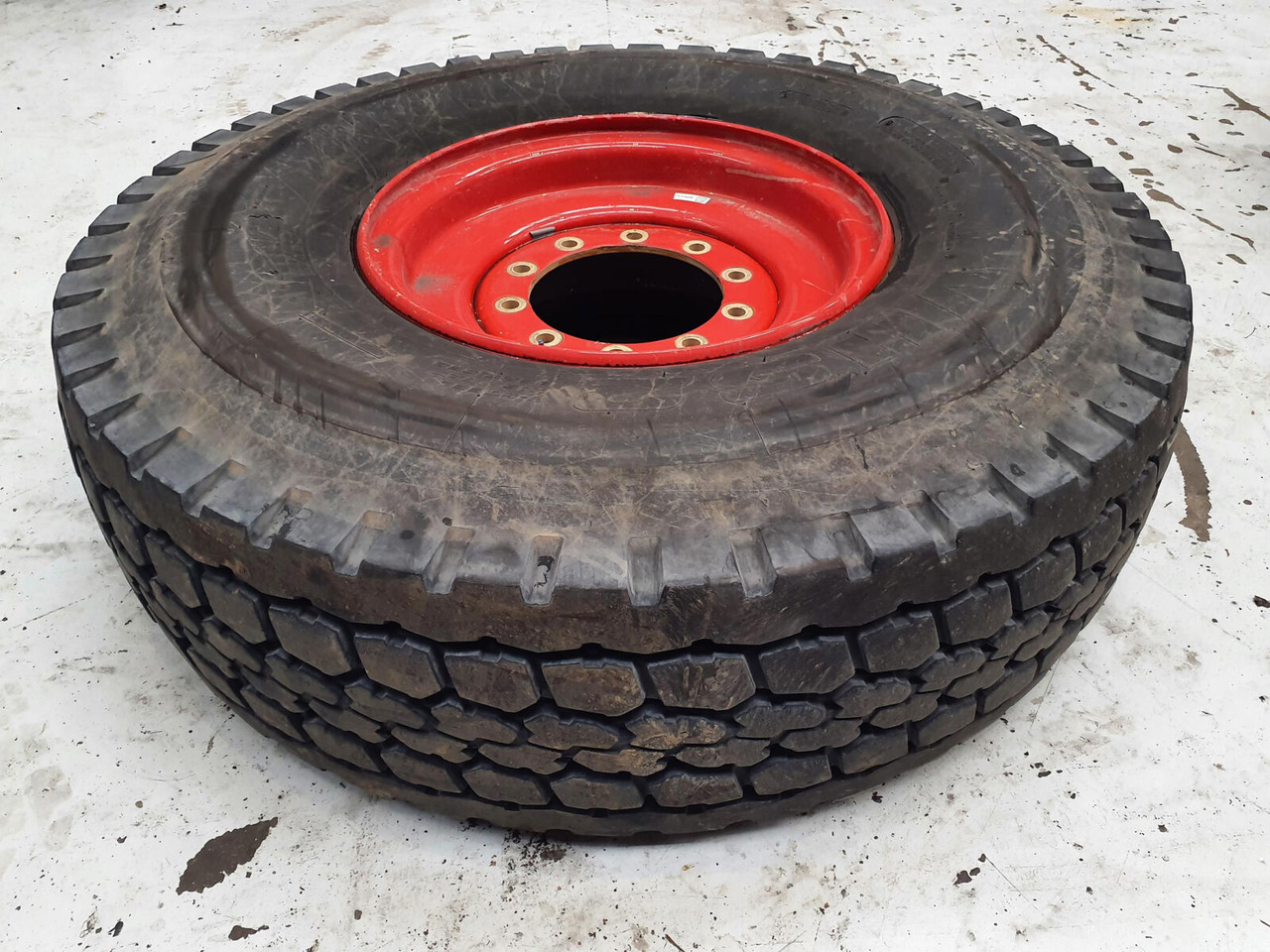 Bridgestone Wheel 445/95R25 10 12 1p - Wheel and tire package for Crane: picture 1 Bridgestone Wheel 445/95R25 10 12 1p - Wheel and tire package for Crane: picture 1