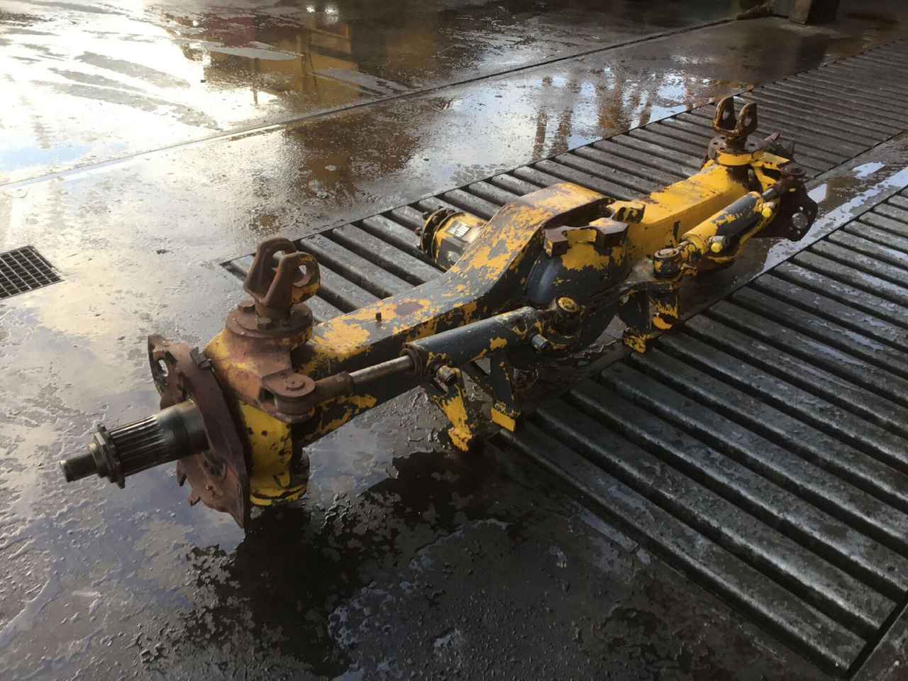FAUN RTF 50-3 axle 1 - Axle and parts for Mobile crane: picture 3 FAUN RTF 50-3 axle 1 - Axle and parts for Mobile crane: picture 3