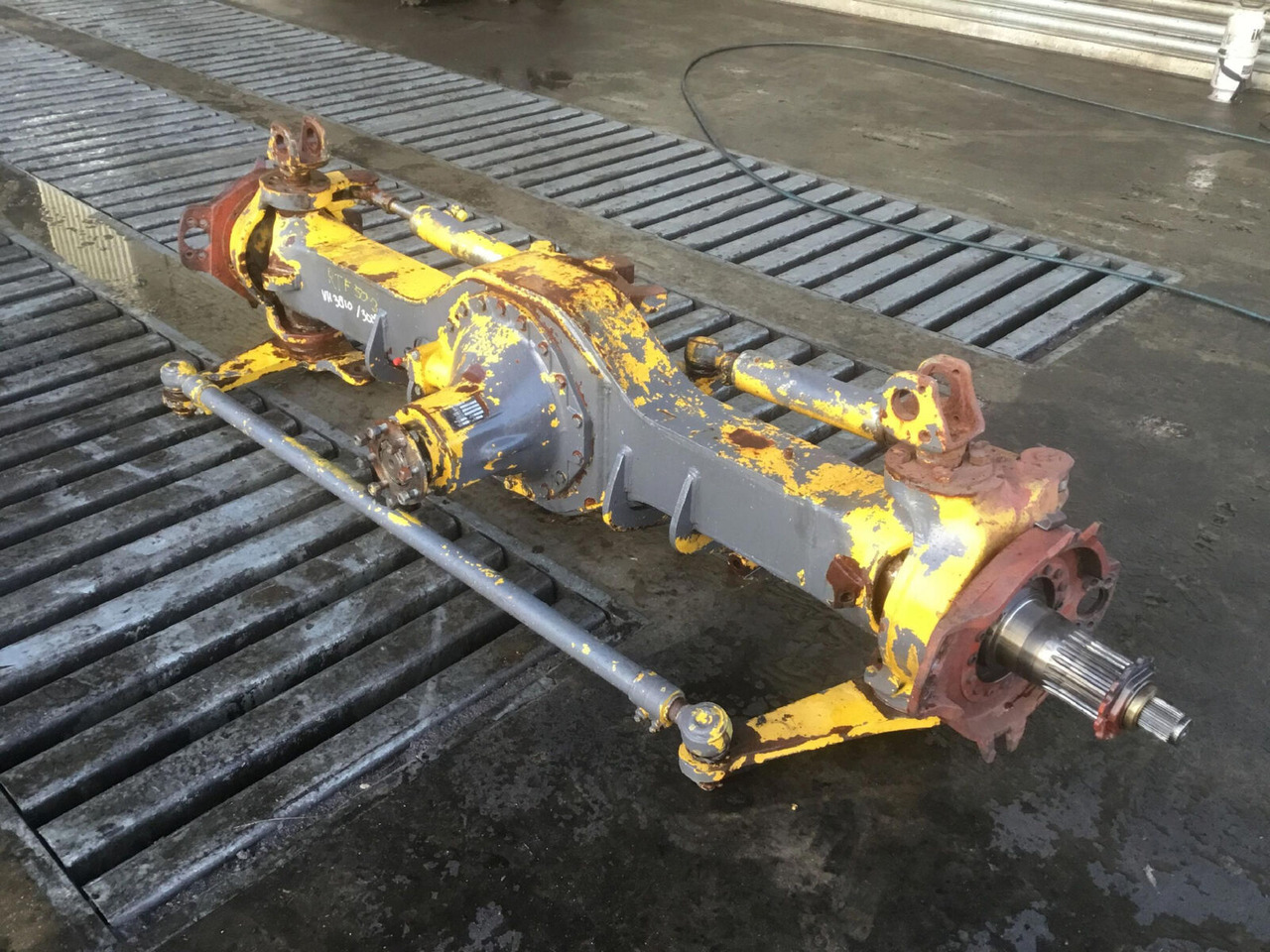 FAUN RTF 50-3 axle 1 - Axle and parts for Mobile crane: picture 2 FAUN RTF 50-3 axle 1 - Axle and parts for Mobile crane: picture 2