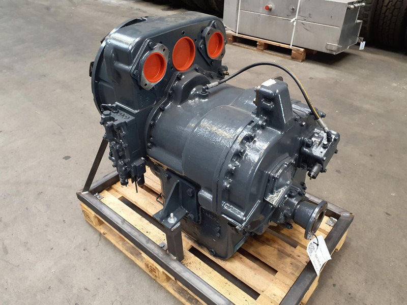 Faun RTF 50-3 Clark gearbox - Gearbox for Crane: picture 1 Faun RTF 50-3 Clark gearbox - Gearbox for Crane: picture 1