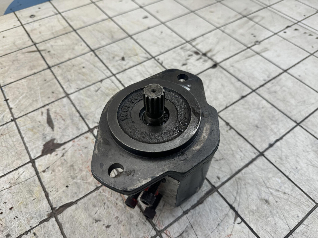 Gear pump - Hydraulic pump for Crane: picture 3 Gear pump - Hydraulic pump for Crane: picture 3