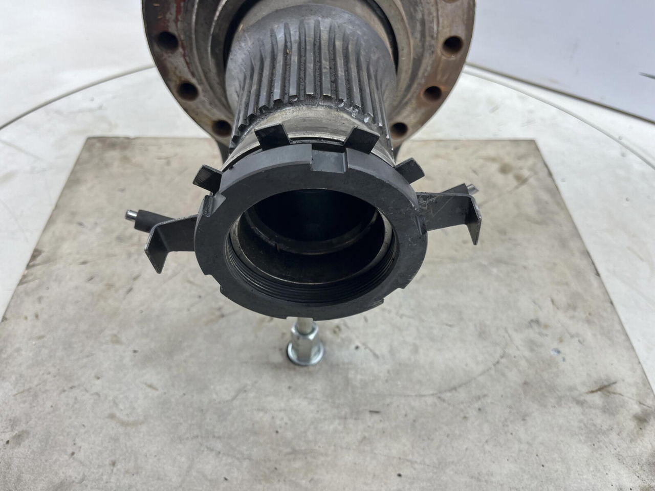 Steering knuckle for Mobile crane Grove AT 750 BE Steering knuckle 16 holes: picture 9 Steering knuckle for Mobile crane Grove AT 750 BE Steering knuckle 16 holes: picture 9