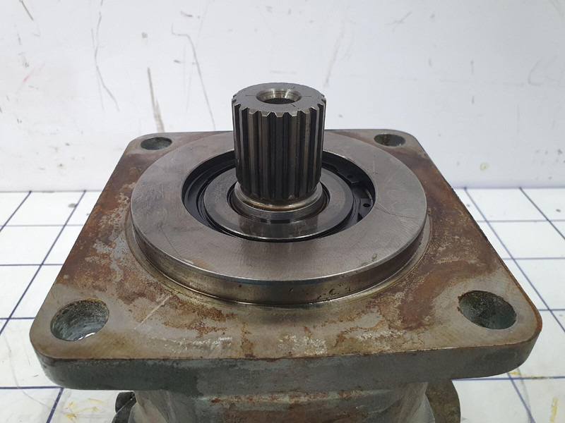 Grove GMK 2035 VARIABLE DISPLACEMENT PUMP - Hydraulic pump for Crane: picture 4 Grove GMK 2035 VARIABLE DISPLACEMENT PUMP - Hydraulic pump for Crane: picture 4