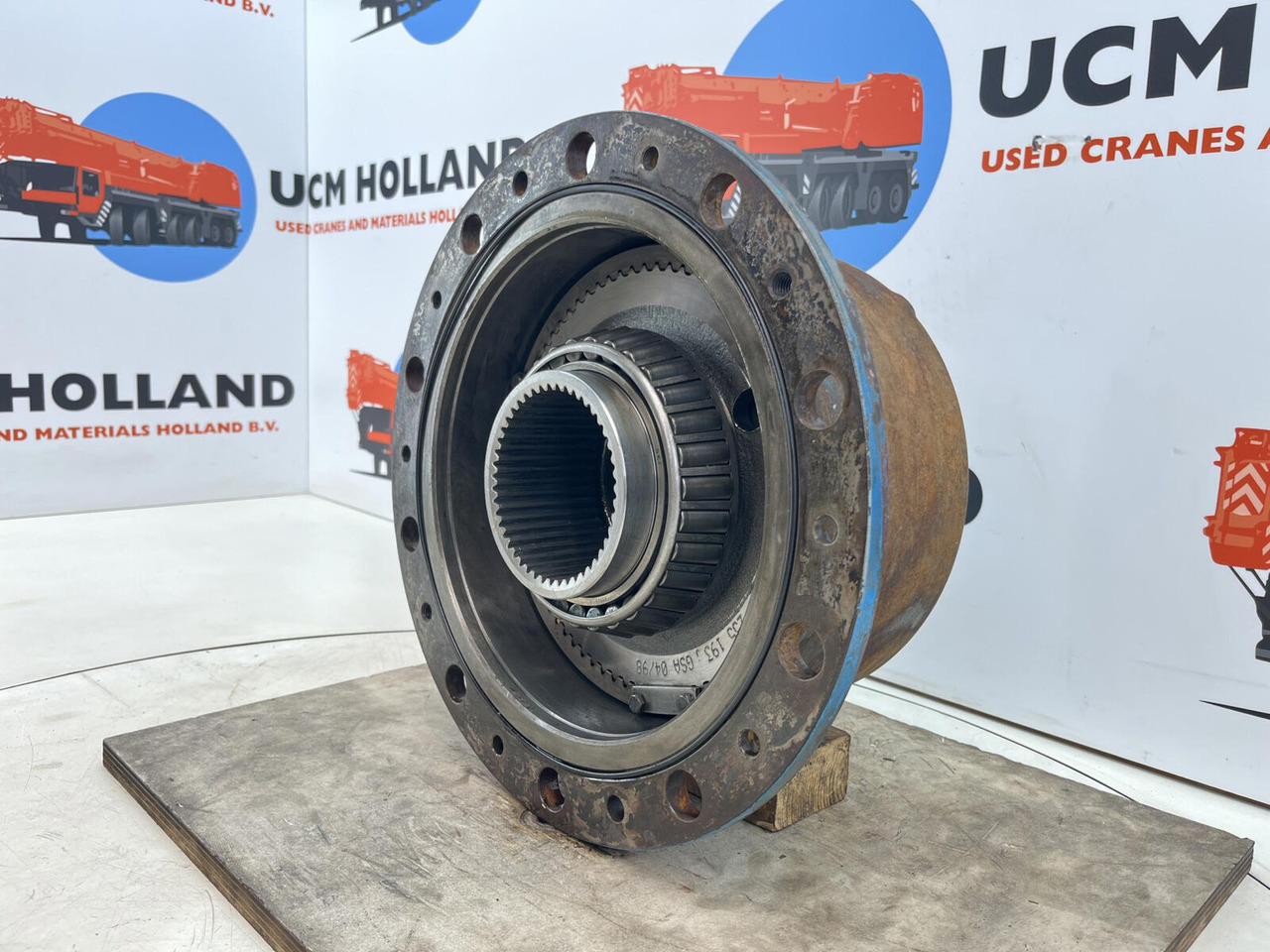 Kessler planetary gear 22-25-74-40-4pl-H172-46 - Final drive for Crane: picture 3 Kessler planetary gear 22-25-74-40-4pl-H172-46 - Final drive for Crane: picture 3