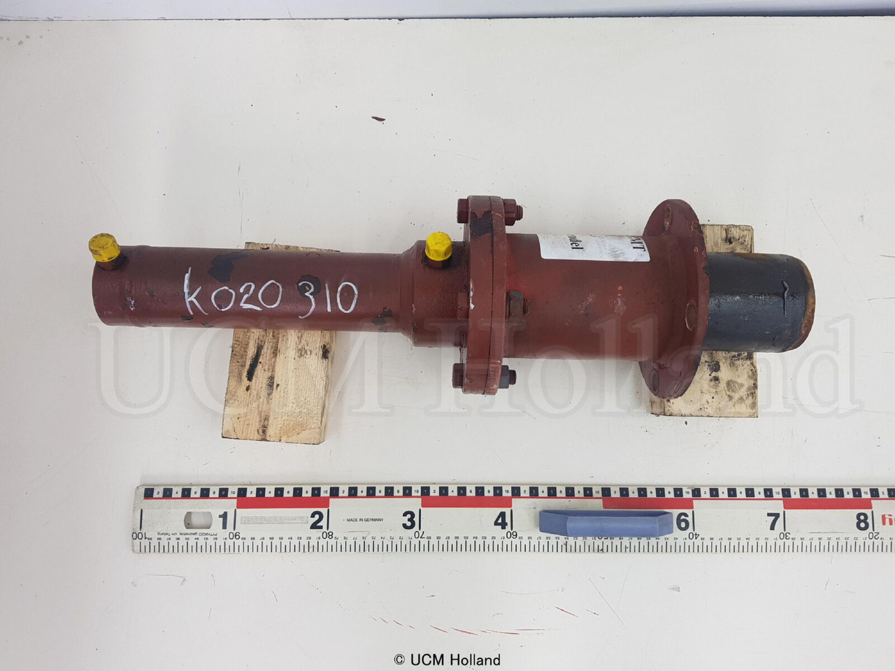 Krupp 350 GMT counterweight locking cylinder - Hydraulic cylinder for Mobile crane: picture 1 Krupp 350 GMT counterweight locking cylinder - Hydraulic cylinder for Mobile crane: picture 1