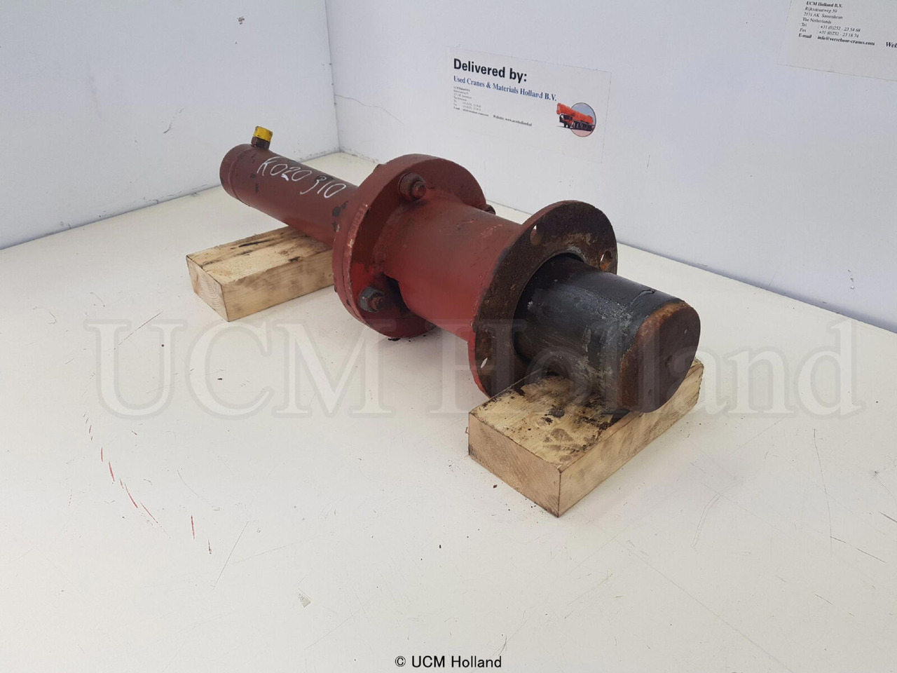 Krupp 350 GMT counterweight locking cylinder - Hydraulic cylinder for Mobile crane: picture 3 Krupp 350 GMT counterweight locking cylinder - Hydraulic cylinder for Mobile crane: picture 3