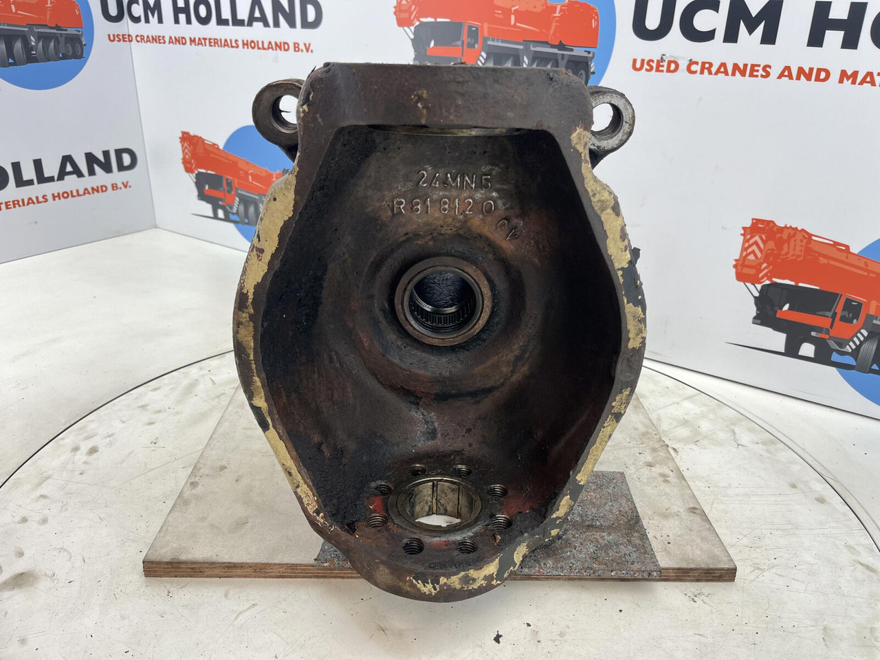 Krupp 70 GMT Steering knuckle axle 1 - Steering knuckle for Mobile crane: picture 5 Krupp 70 GMT Steering knuckle axle 1 - Steering knuckle for Mobile crane: picture 5