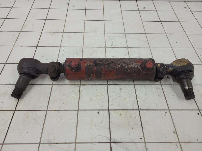 Krupp 70 GMT steering cylinder - Hydraulic cylinder for Crane: picture 4 Krupp 70 GMT steering cylinder - Hydraulic cylinder for Crane: picture 4