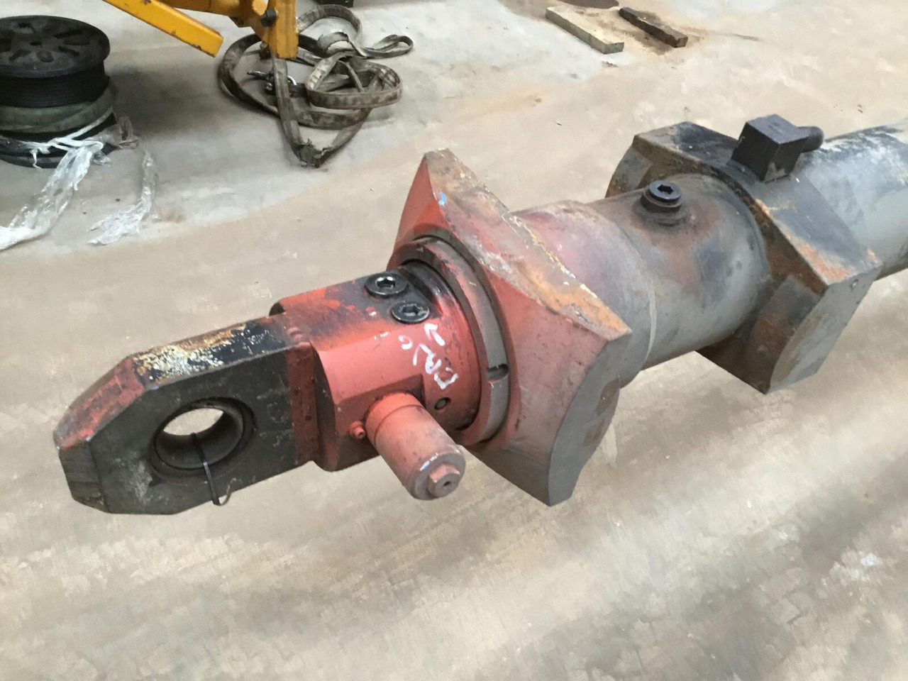 Krupp 8350 GMT telescopic cylinder - Hydraulic cylinder for Mobile crane: picture 5 Krupp 8350 GMT telescopic cylinder - Hydraulic cylinder for Mobile crane: picture 5