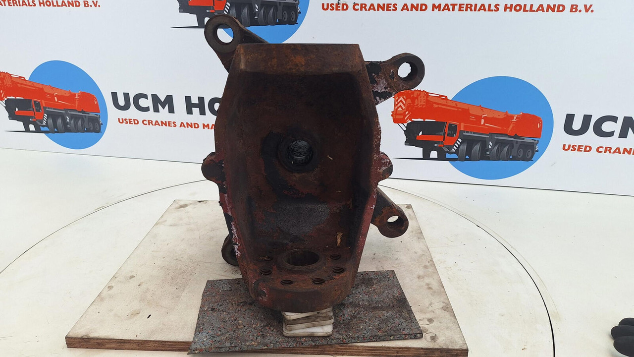 Krupp KMK 2025 Steering knuckle axle 1 - Steering knuckle for Crane: picture 5 Krupp KMK 2025 Steering knuckle axle 1 - Steering knuckle for Crane: picture 5