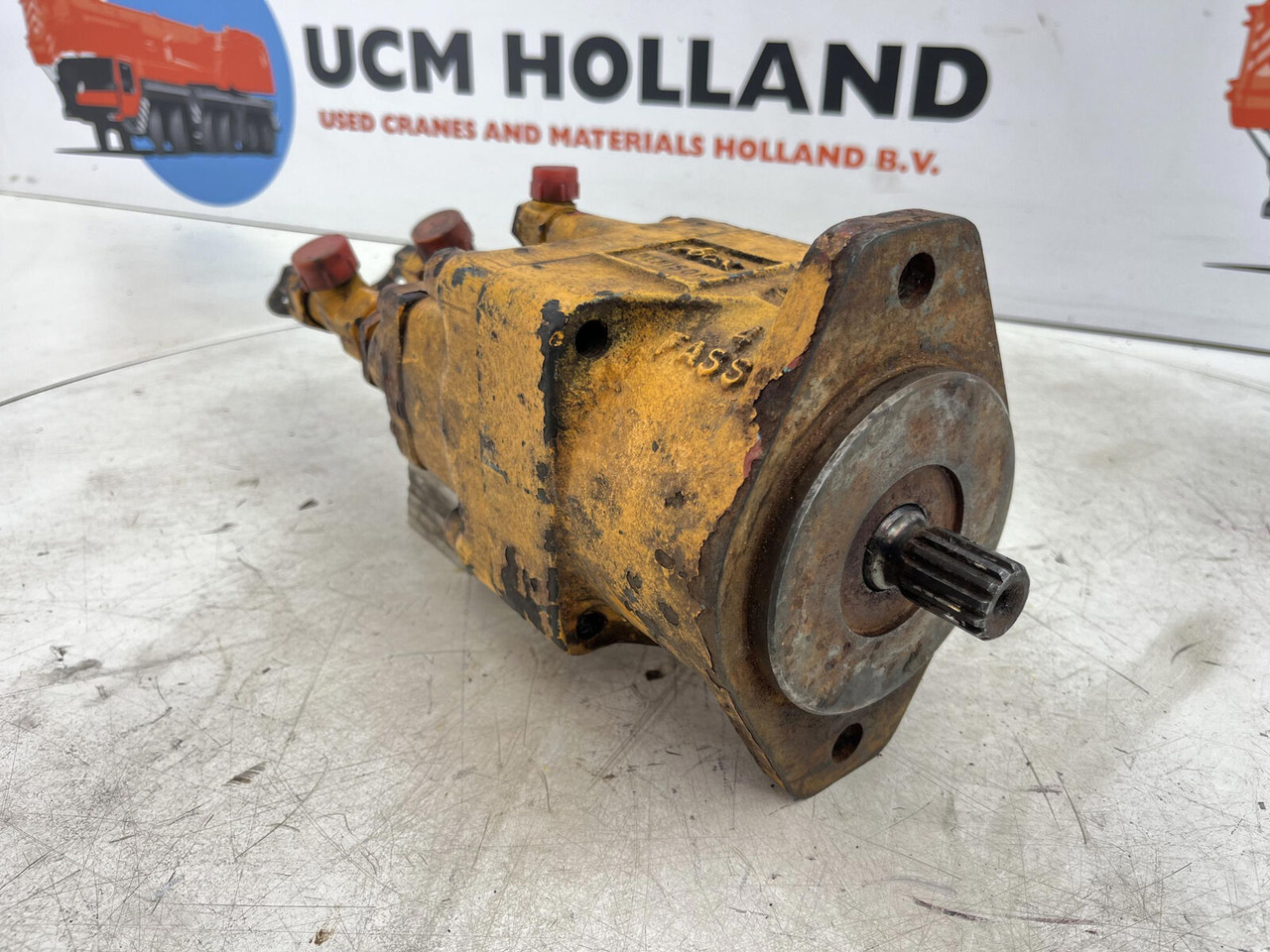 Krupp KMK 2025 slew motor - Hydraulic motor for Mobile crane: picture 1 Krupp KMK 2025 slew motor - Hydraulic motor for Mobile crane: picture 1