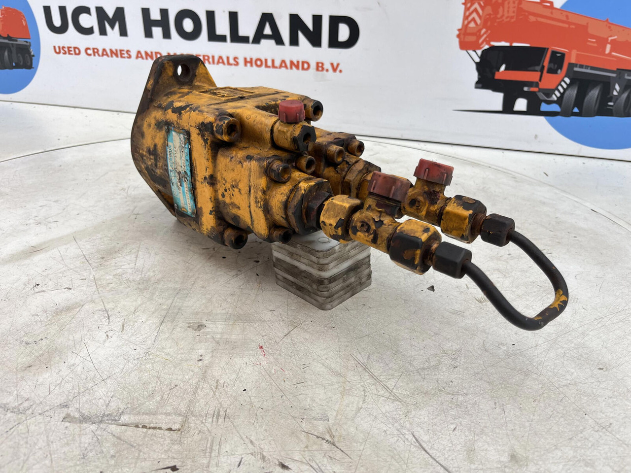 Krupp KMK 2025 slew motor - Hydraulic motor for Mobile crane: picture 3 Krupp KMK 2025 slew motor - Hydraulic motor for Mobile crane: picture 3