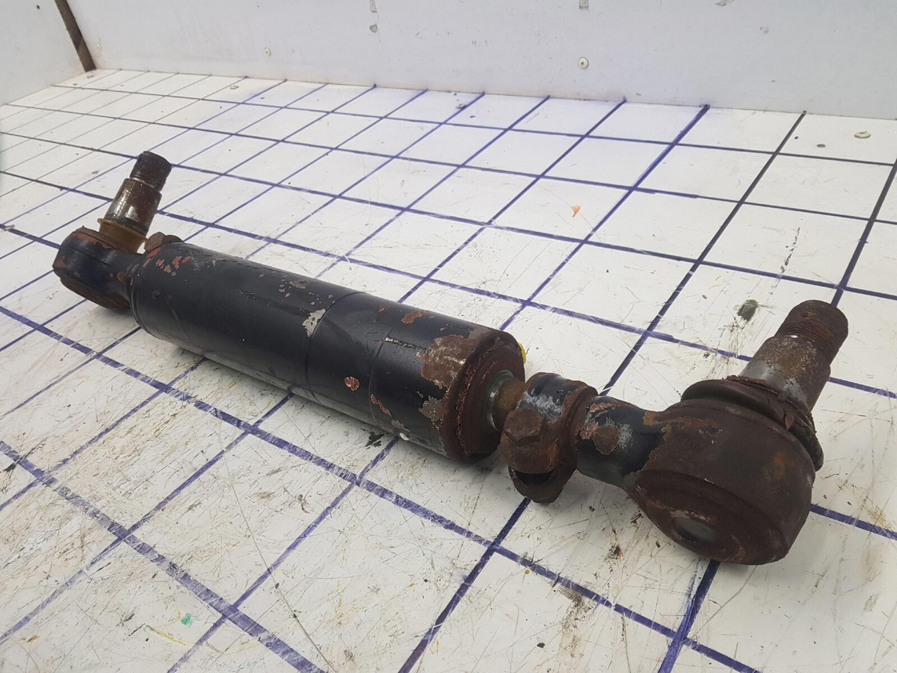 Krupp KMK 3045 steering cylinder - Hydraulic cylinder for Mobile crane: picture 3 Krupp KMK 3045 steering cylinder - Hydraulic cylinder for Mobile crane: picture 3