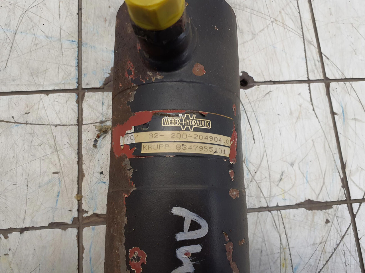 Krupp KMK 3045 steering cylinder - Hydraulic cylinder for Mobile crane: picture 5 Krupp KMK 3045 steering cylinder - Hydraulic cylinder for Mobile crane: picture 5