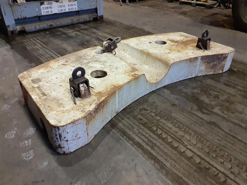 Krupp KMK 4080-5110-5120 counterweight 5,8 ton - Counterweight for Construction machinery: picture 3 Krupp KMK 4080-5110-5120 counterweight 5,8 ton - Counterweight for Construction machinery: picture 3