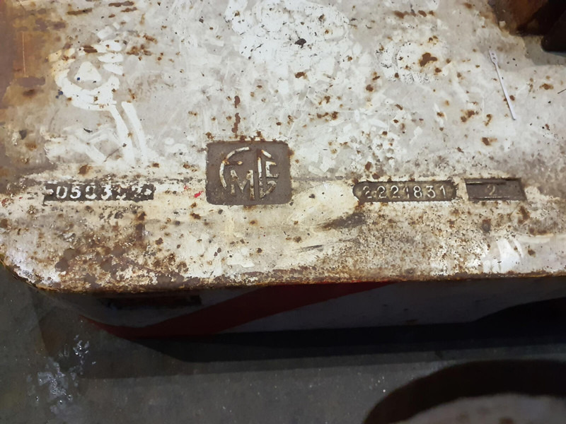 Krupp KMK 4080-5110-5120 counterweight 5,8 ton - Counterweight for Construction machinery: picture 5 Krupp KMK 4080-5110-5120 counterweight 5,8 ton - Counterweight for Construction machinery: picture 5