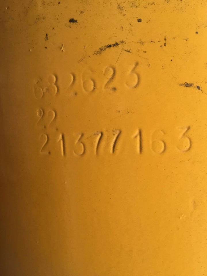 Krupp KMK 5100 boom cylinder - Hydraulic cylinder for Mobile crane: picture 5 Krupp KMK 5100 boom cylinder - Hydraulic cylinder for Mobile crane: picture 5