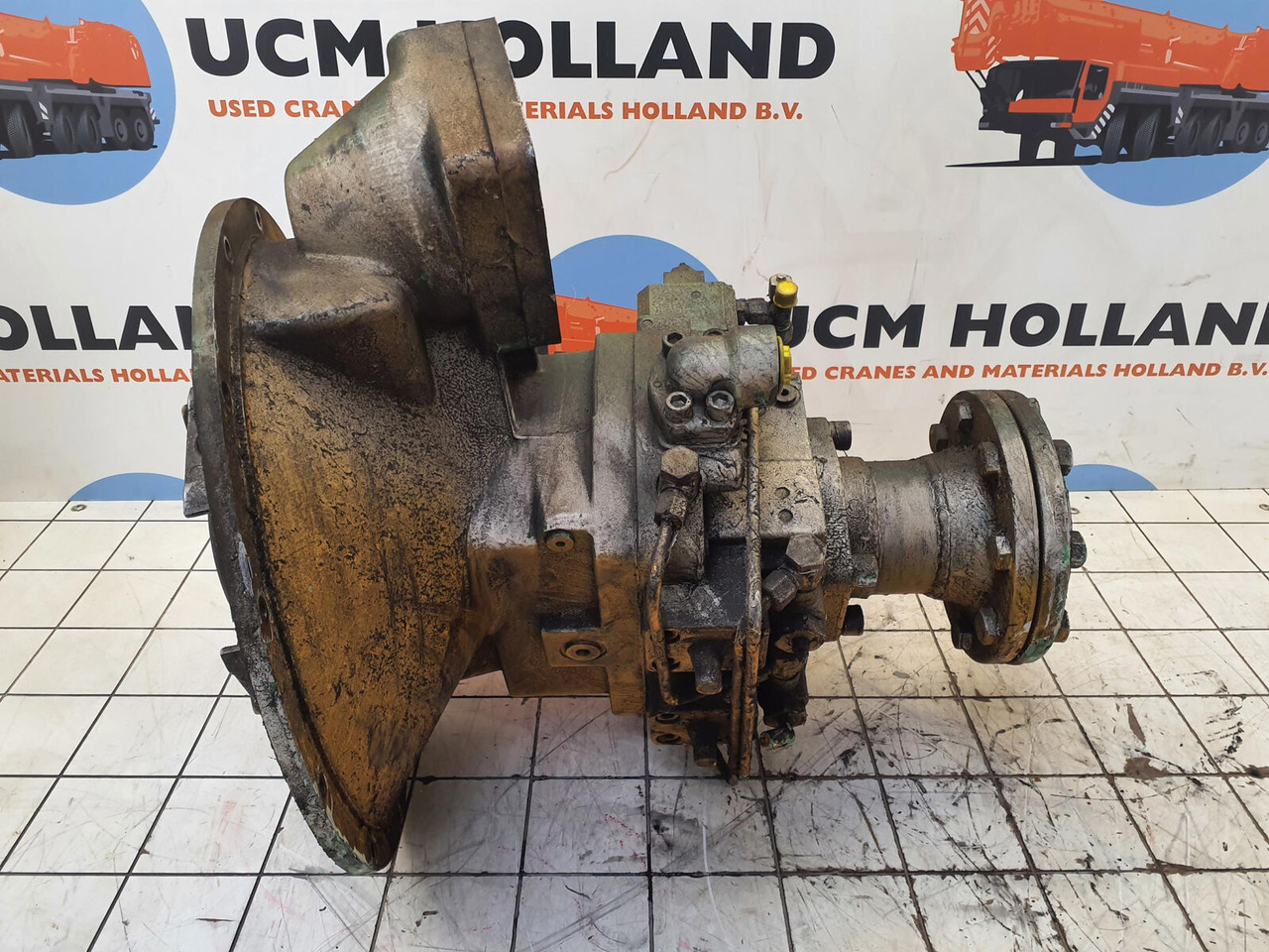 Krupp KMK 5100 upper pump for parts - Hydraulic pump for Mobile crane: picture 1 Krupp KMK 5100 upper pump for parts - Hydraulic pump for Mobile crane: picture 1