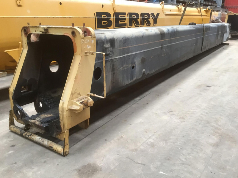 Krupp MK 5140 5160 telescopic section 1 - Body and exterior for Crane: picture 1 Krupp MK 5140 5160 telescopic section 1 - Body and exterior for Crane: picture 1
