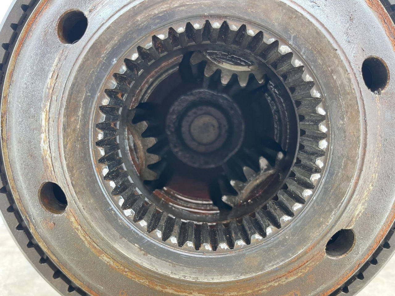 Liebherr LT 1090 planetary gear - Final drive for Mobile crane: picture 5 Liebherr LT 1090 planetary gear - Final drive for Mobile crane: picture 5