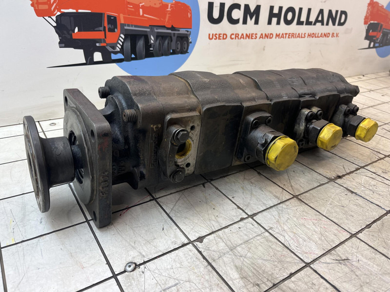 Liebherr LT1200 4 way gear pump - Hydraulic pump for Crane: picture 2 Liebherr LT1200 4 way gear pump - Hydraulic pump for Crane: picture 2