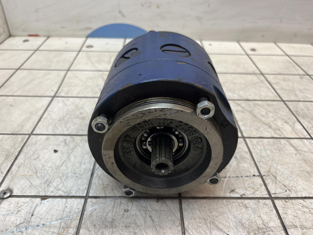 Liebherr LTM 1030-2 emergency steering pump - Hydraulic pump for Mobile crane: picture 3 Liebherr LTM 1030-2 emergency steering pump - Hydraulic pump for Mobile crane: picture 3