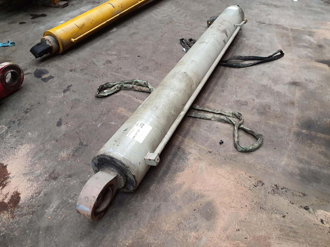 Liebherr LTM 1045 Boomcylinder - Hydraulic cylinder for Mobile crane: picture 1 Liebherr LTM 1045 Boomcylinder - Hydraulic cylinder for Mobile crane: picture 1