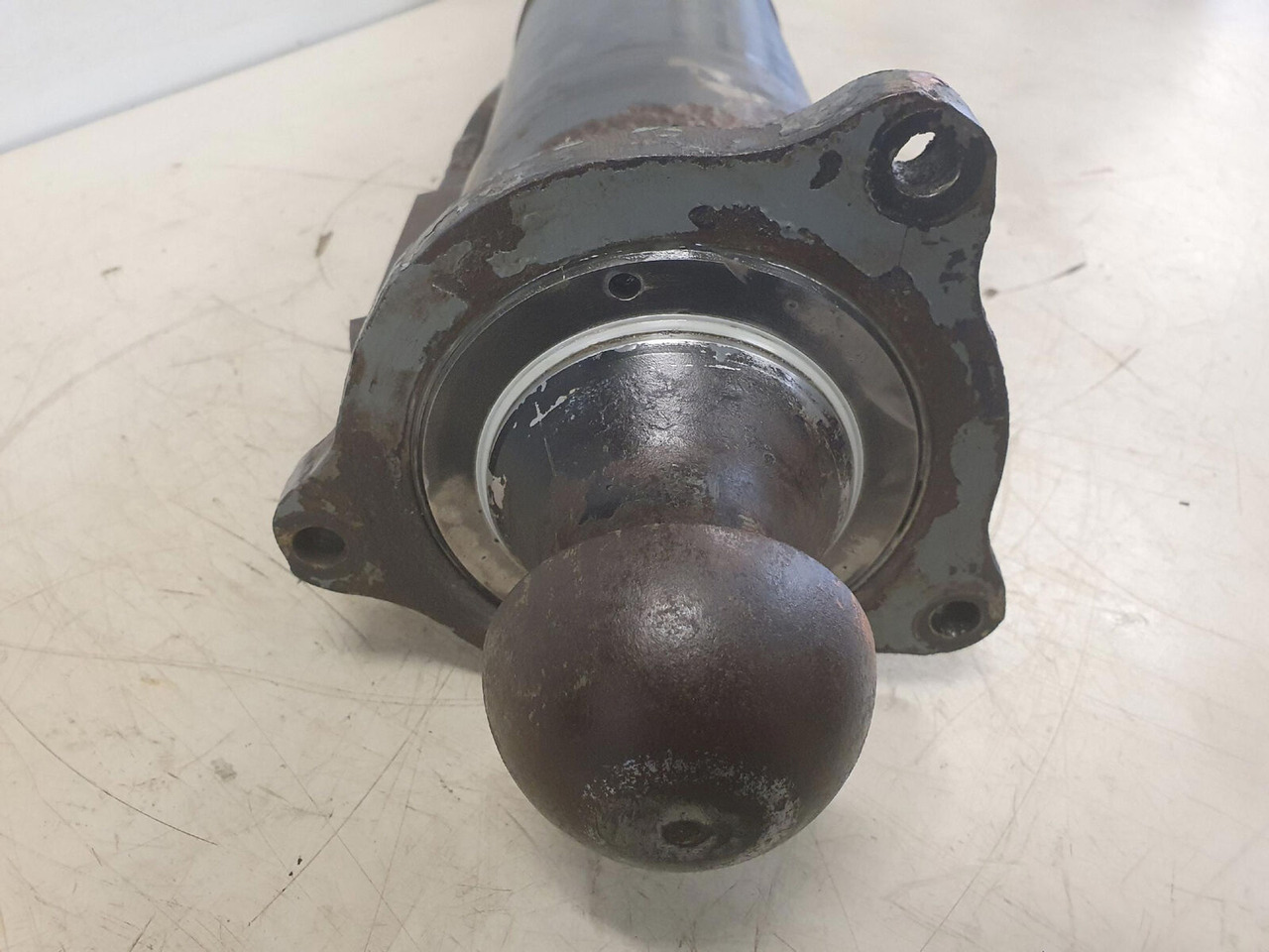 Liebherr LTM 1050-1 outrigger support cylinder rear - Hydraulic cylinder for Crane: picture 5 Liebherr LTM 1050-1 outrigger support cylinder rear - Hydraulic cylinder for Crane: picture 5