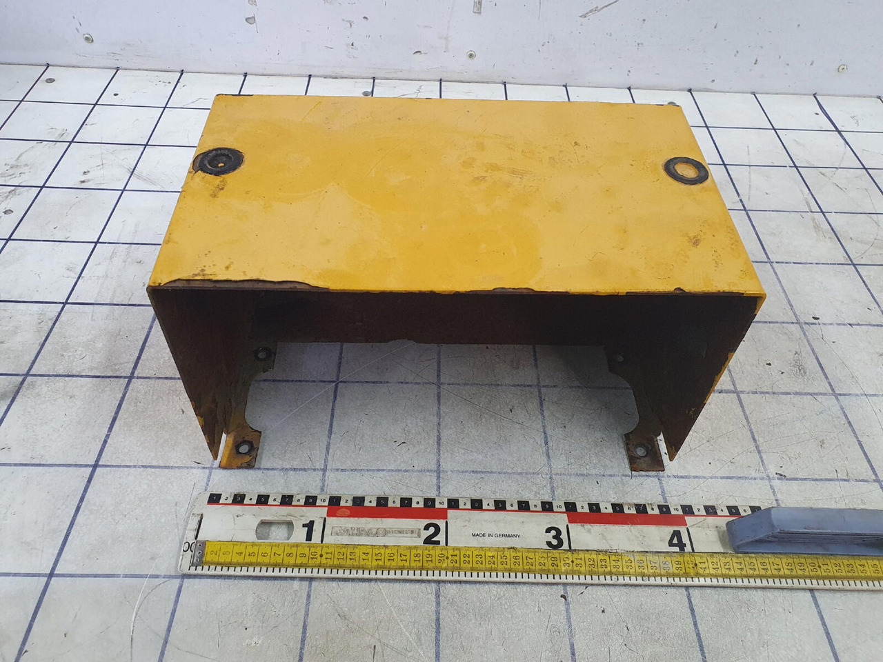 Liebherr LTM 1055-3.2 airco hydro compressor unit cover - A/C part for Mobile crane: picture 1 Liebherr LTM 1055-3.2 airco hydro compressor unit cover - A/C part for Mobile crane: picture 1